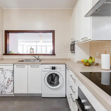 Frente Al Mar Torres De Playamar En * Торремолинос