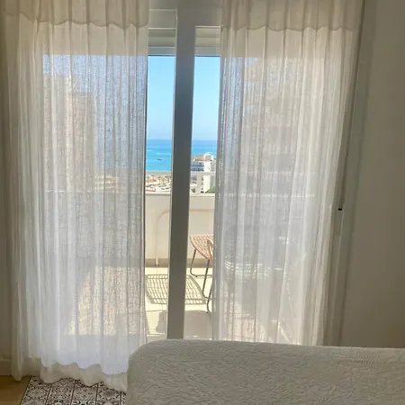 Frente Al Mar Torres De Playamar En * Торремолинос