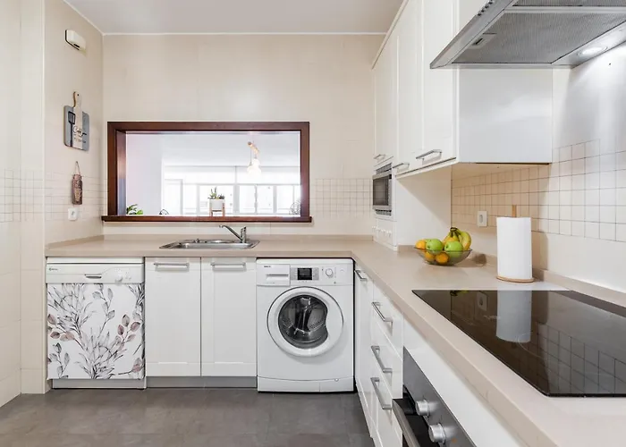 Frente Al Mar Torres De Playamar En * Torremolinos