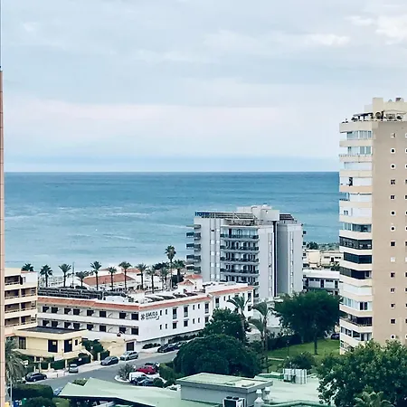 Frente Al Mar Torres De Playamar En アパート トレモリノス